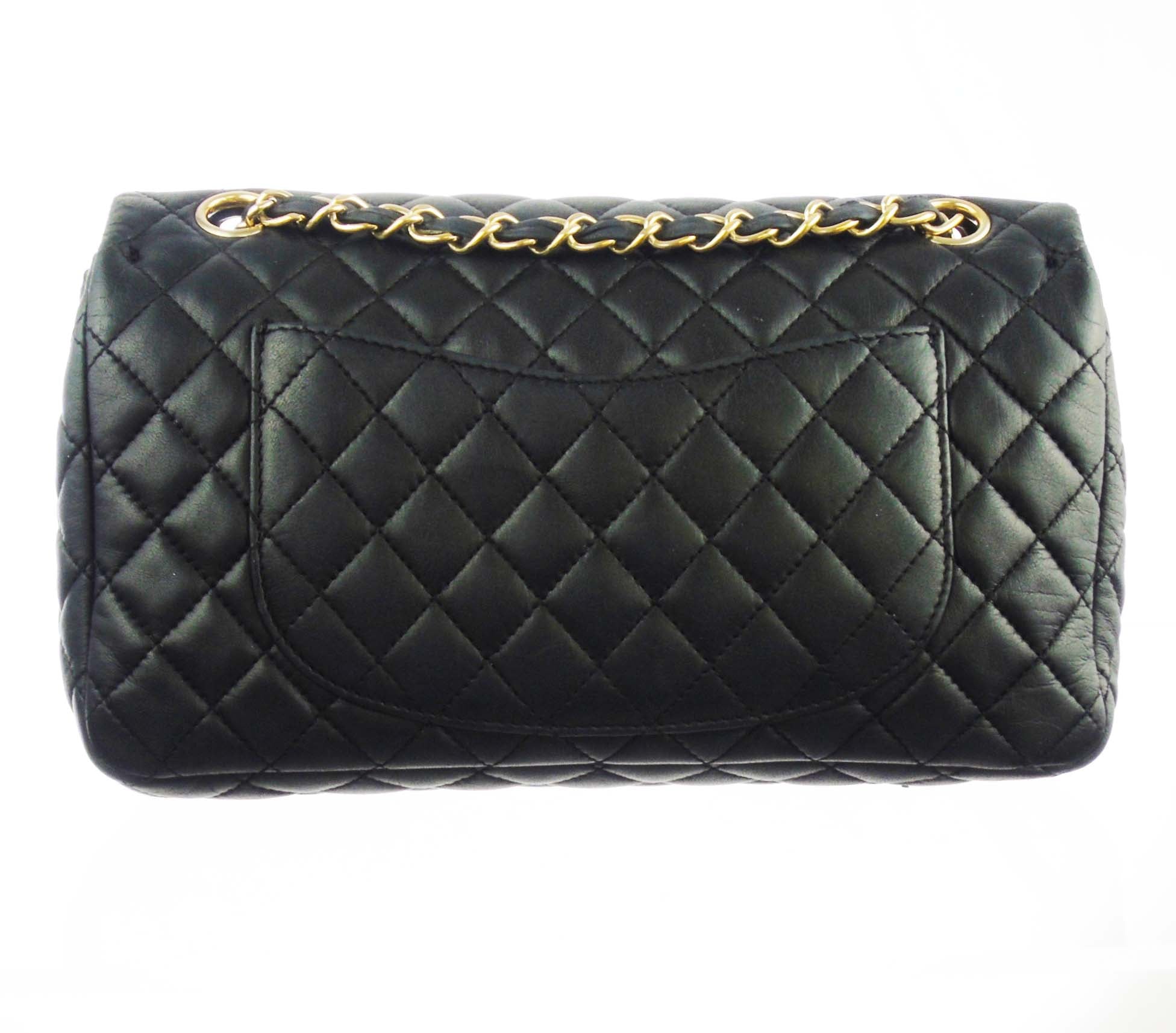 CHANEL classic black flap bag 'valentine charms'