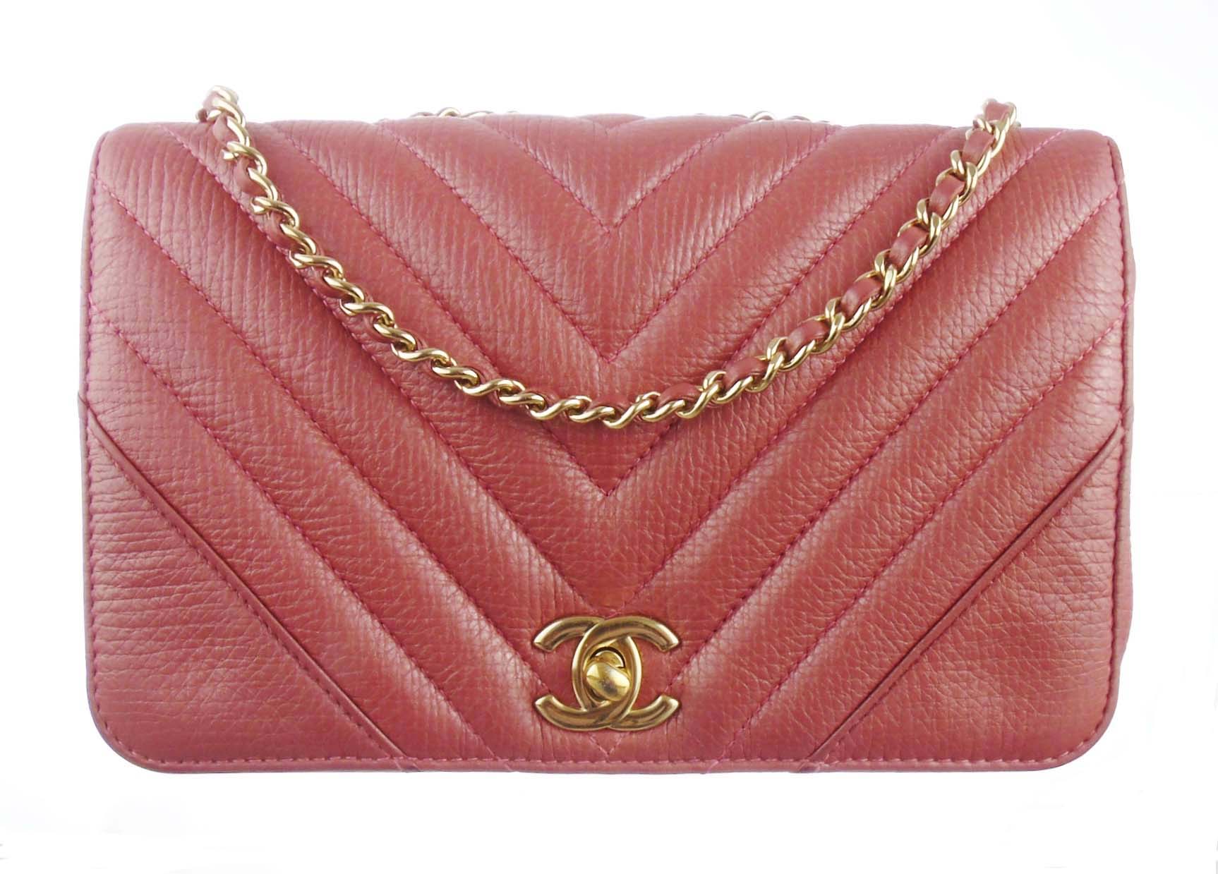 CHANEL dark blush pink chevron leather 2.55 mini rectangular flap bag –  Loubi, Lou & Coco