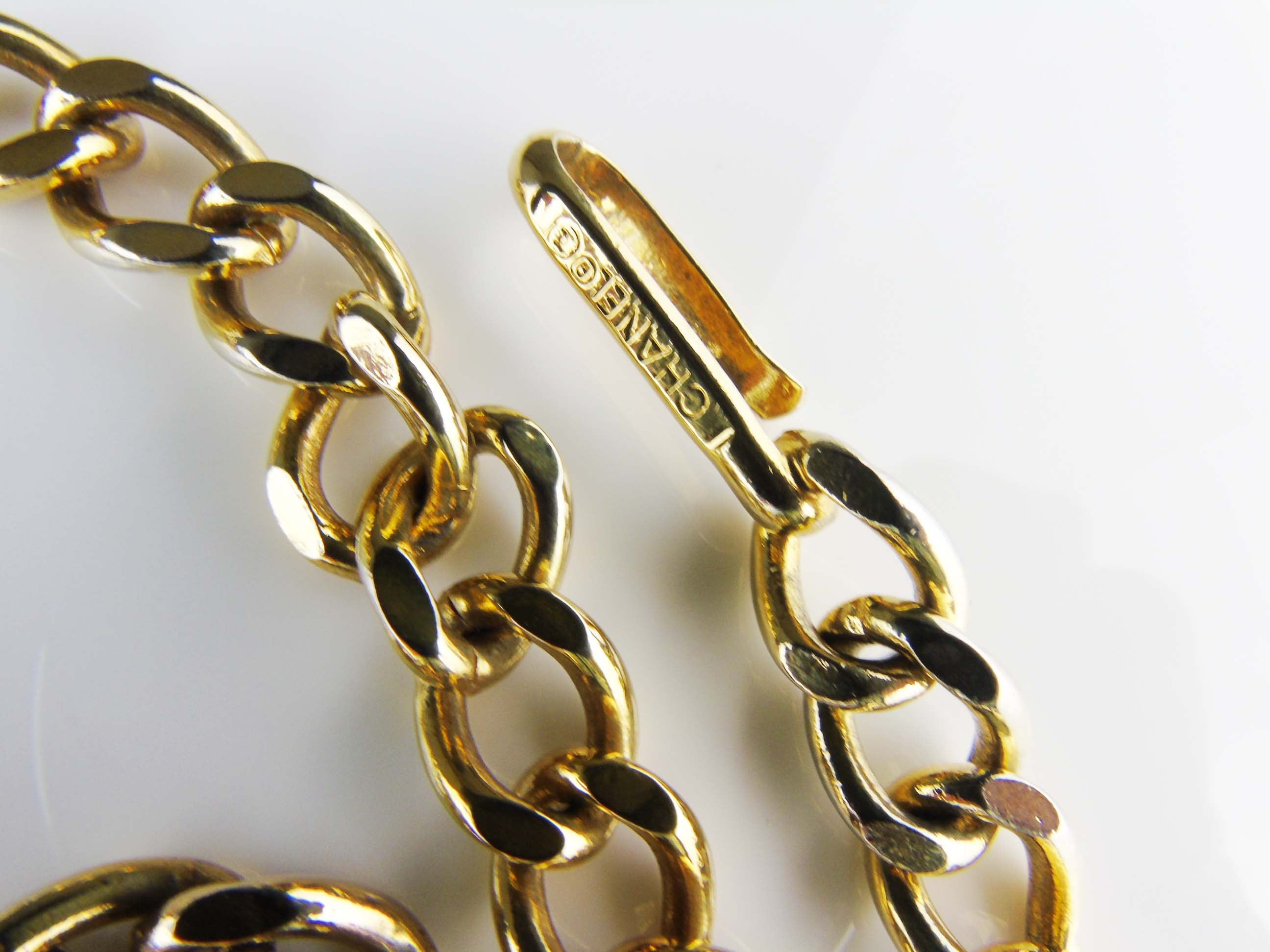 CHANEL vintage CC medallion chain belt 1982