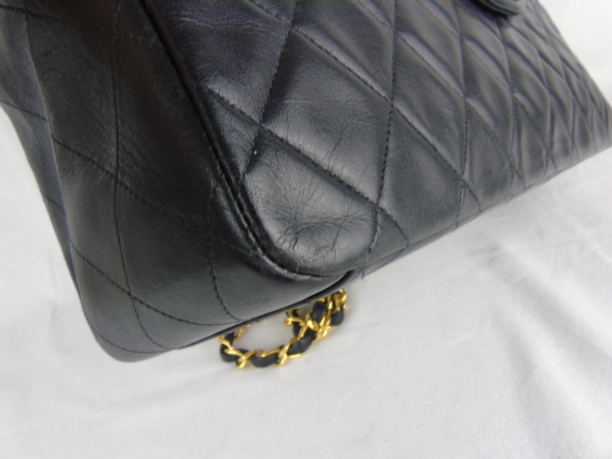 CHANEL Classic 'Jumbo XL' (Maxi) 2.55 Flap bag Black Leather - vintage –  Loubi, Lou & Coco