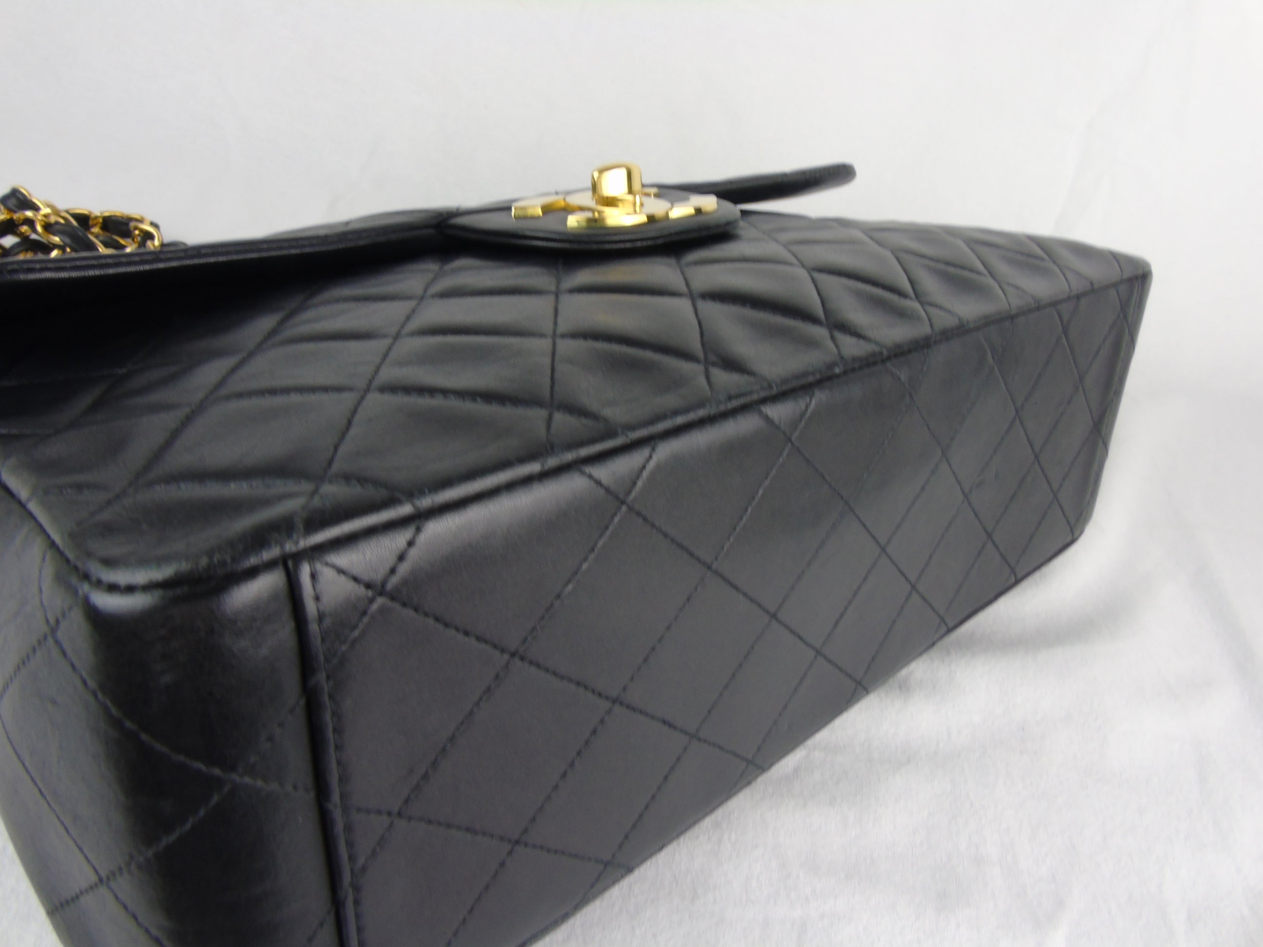 CHANEL Classic  'Jumbo XL' (Maxi) 2.55 Flap bag Black Leather - vintage