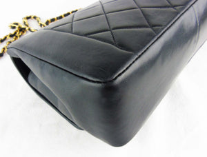 CHANEL 'Diana' 25 black classic flap bag ghw - vintage – Loubi, Lou & Coco