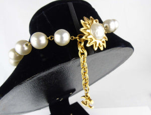 Chanel Vintage Faux Pearls Gold Tone Choker Necklace