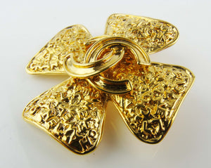 CHANEL Four Leaf Clover CC brooch - vintage 95A