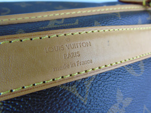 LOUIS VUITTON Monogram Chien 40 Dog Carrier