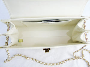 CHANEL pale cream leather quilted flapbag mademoiselle lock